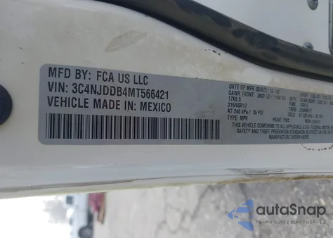 2021 Jeep Compass Trailhawk 4X4 из США, поврежденный, VIN 3C4NJDDB4MT566421